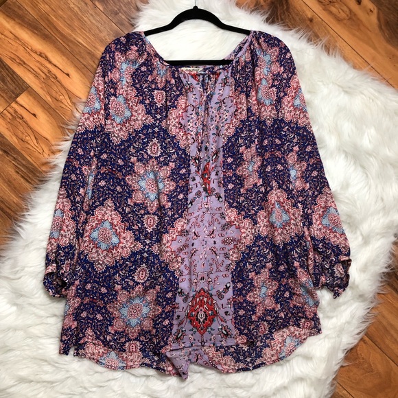 Lucky Brand Tile Print Peasant Top Popover - Picture 2 of 6